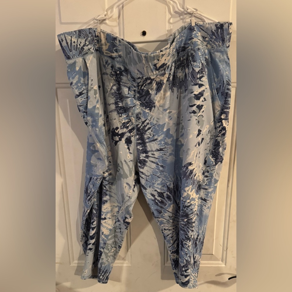 Blue and Tan Tie-Dye Capris Leggings Set of 2